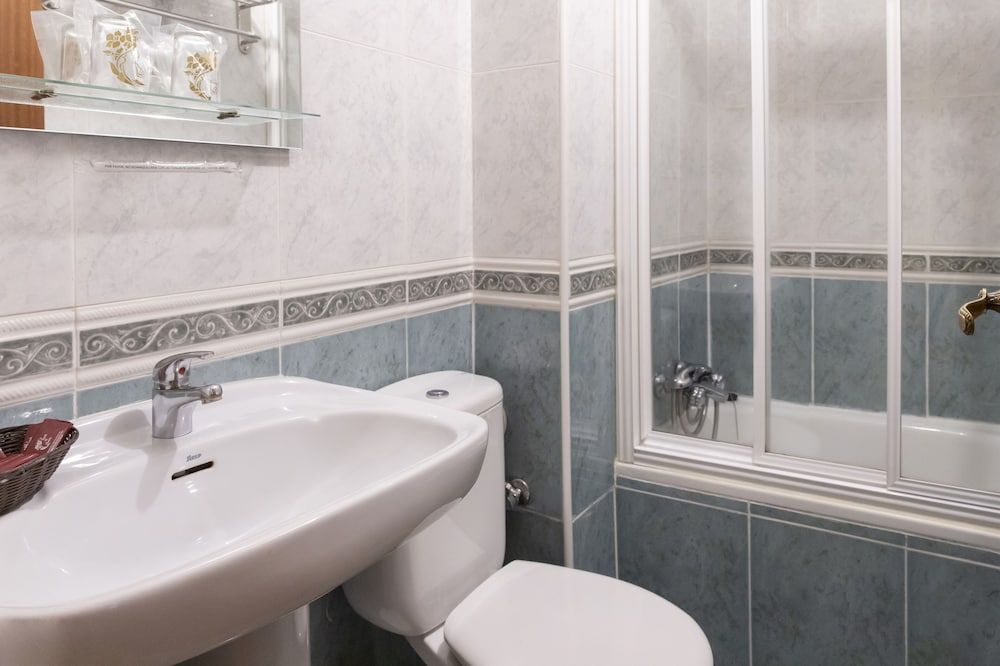 Hostal Tokio Double Room 21