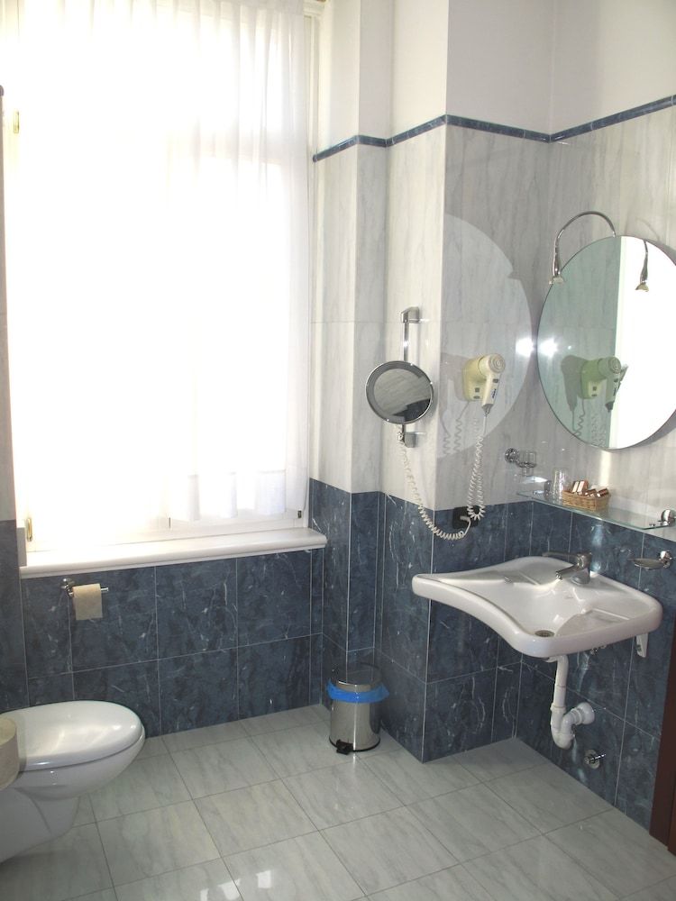 Basic Double Room