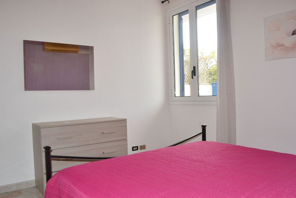 House, 2 Bedrooms, Smoking, Patio