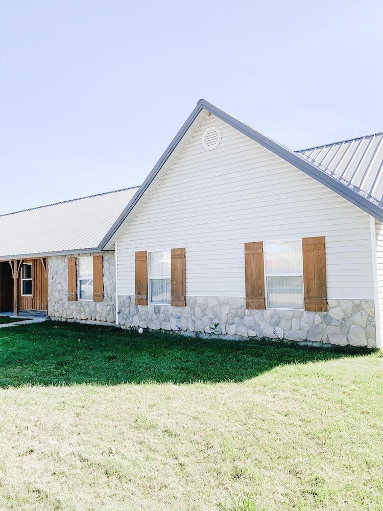 Bryce Countryside Residence