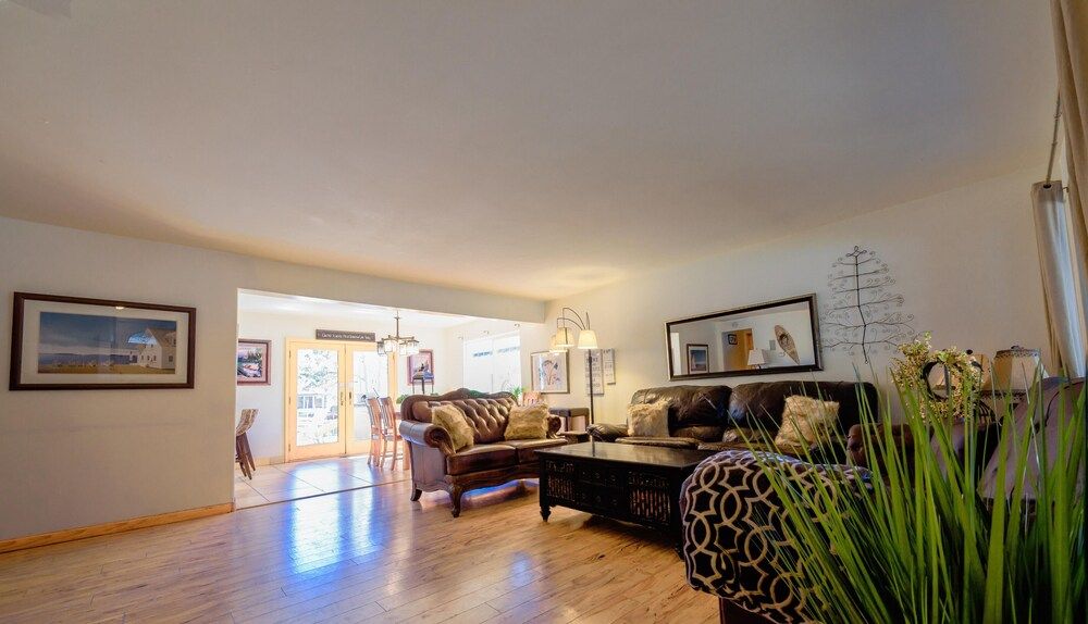 Mv25: Waterfront Tahoe Keys Home -30 Days Minimum House, Multiple Beds (MV25: Waterfront Tahoe Keys Home -30 ) 40