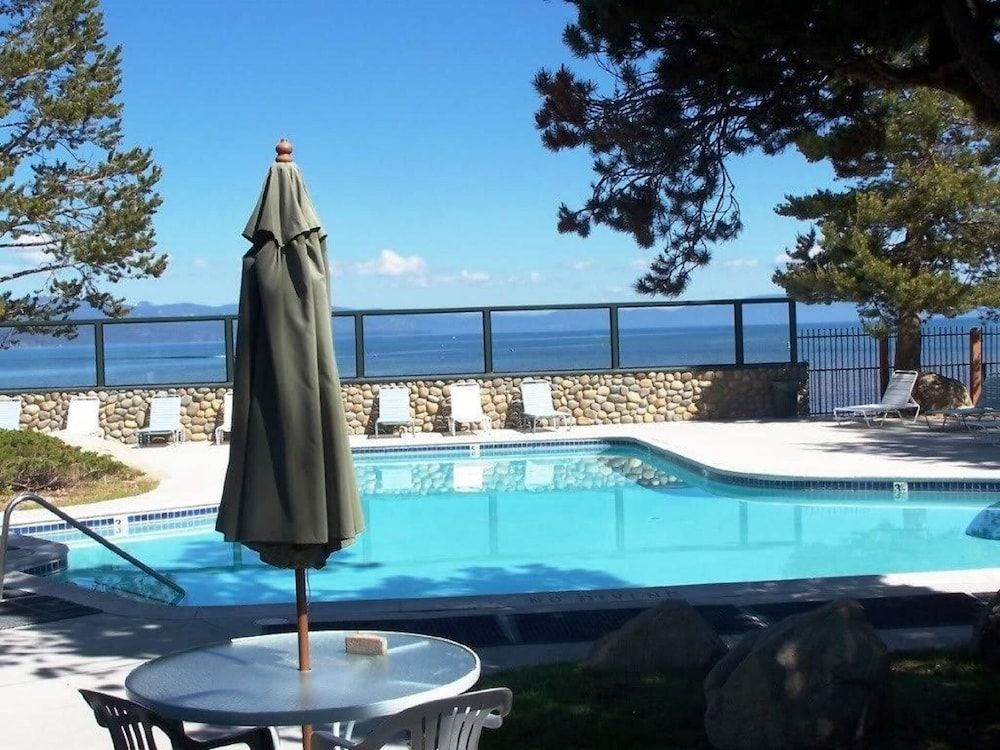 undefined Mv25: Waterfront Tahoe Keys Home -30 Days Minimum 4