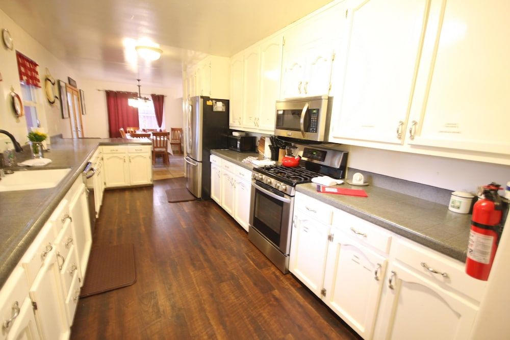 Mv25: Waterfront Tahoe Keys Home -30 Days Minimum House, Multiple Beds (MV25: Waterfront Tahoe Keys Home -30 ) 18