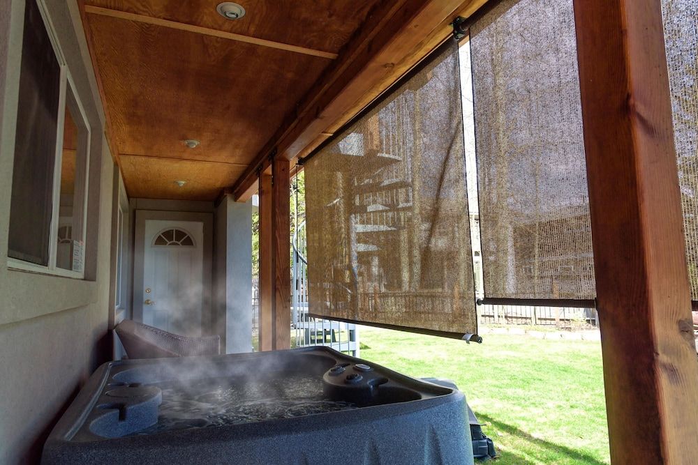 Mv25: Waterfront Tahoe Keys Home -30 Days Minimum House, Multiple Beds (MV25: Waterfront Tahoe Keys Home -30 ) 60