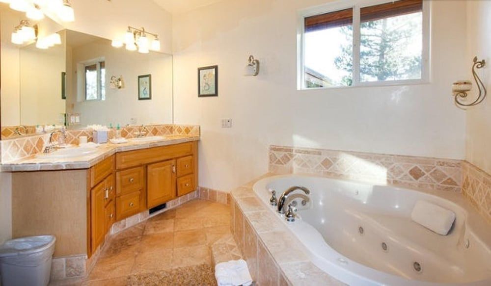 Mv25: Waterfront Tahoe Keys Home -30 Days Minimum House, Multiple Beds (MV25: Waterfront Tahoe Keys Home -30 ) 54