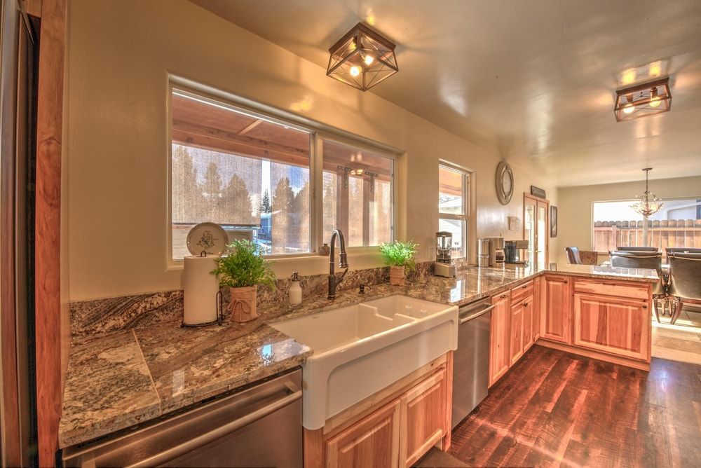 Mv25: Waterfront Tahoe Keys Home -30 Days Minimum House, Multiple Beds (MV25: Waterfront Tahoe Keys Home -30 ) 25