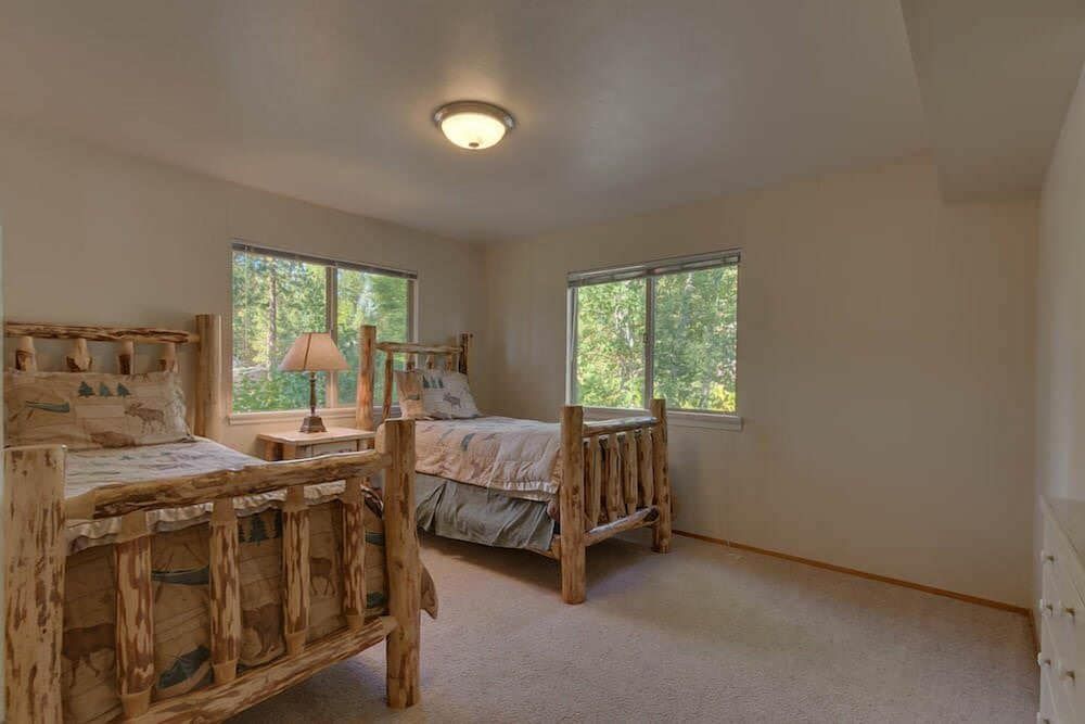 undefined The Meadows 10