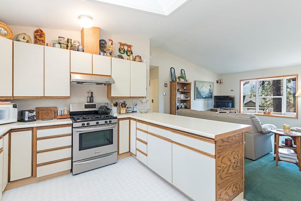 undefined Elk Forest Escape Economy Family Abode 6