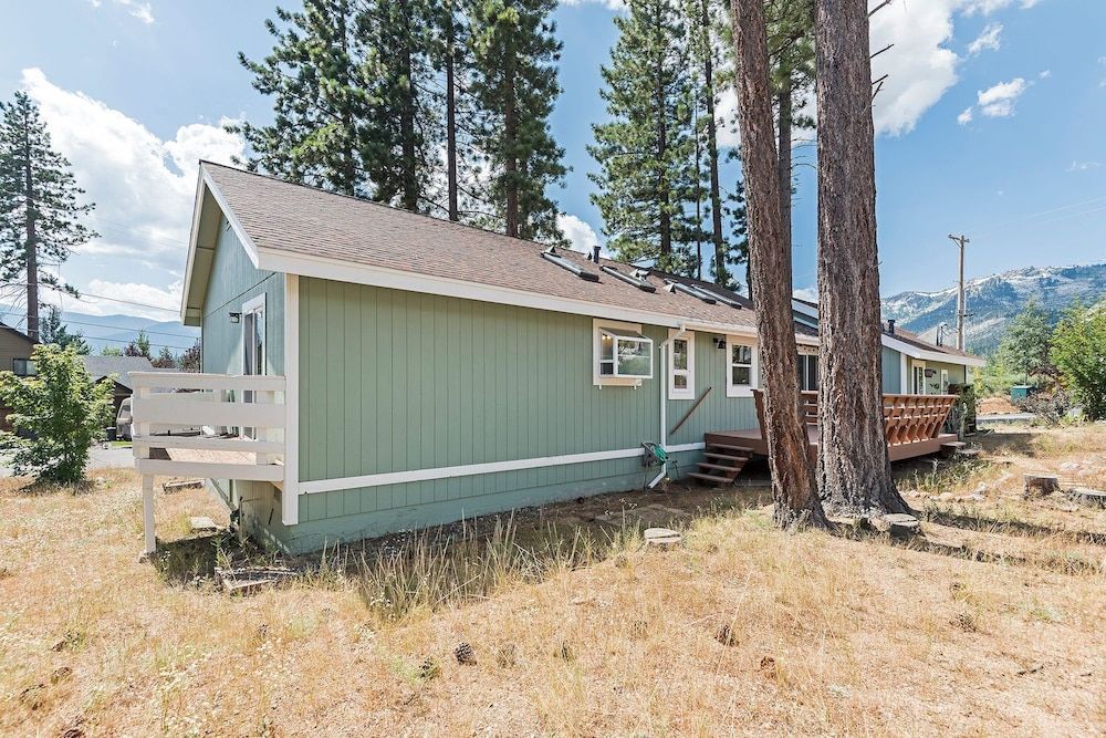 undefined Elk Forest Escape Economy Family Abode 2