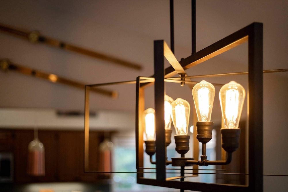 Nestled Pines Retreat Hot Tub, Pool Tahoe, Foosball, +more! House, Multiple Beds, Hot Tub, Mountain View (Nestled Pines Retreat) 32