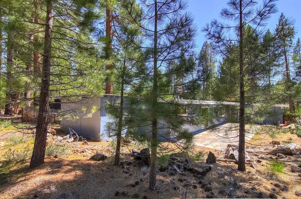 Blue Black Bart Foosball, Near Town & More! House, Multiple Beds, Patio, Mountain View (Blue Black Bart) 17