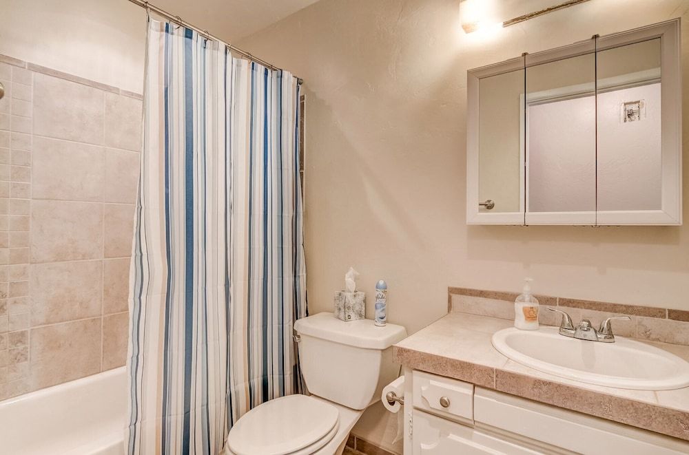 Blue Black Bart Foosball, Near Town & More! House, Multiple Beds, Patio, Mountain View (Blue Black Bart) 20