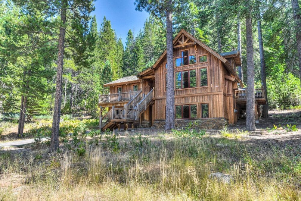 undefined Shining Shire - Sauna, Steam Shower, Very Cool! 3