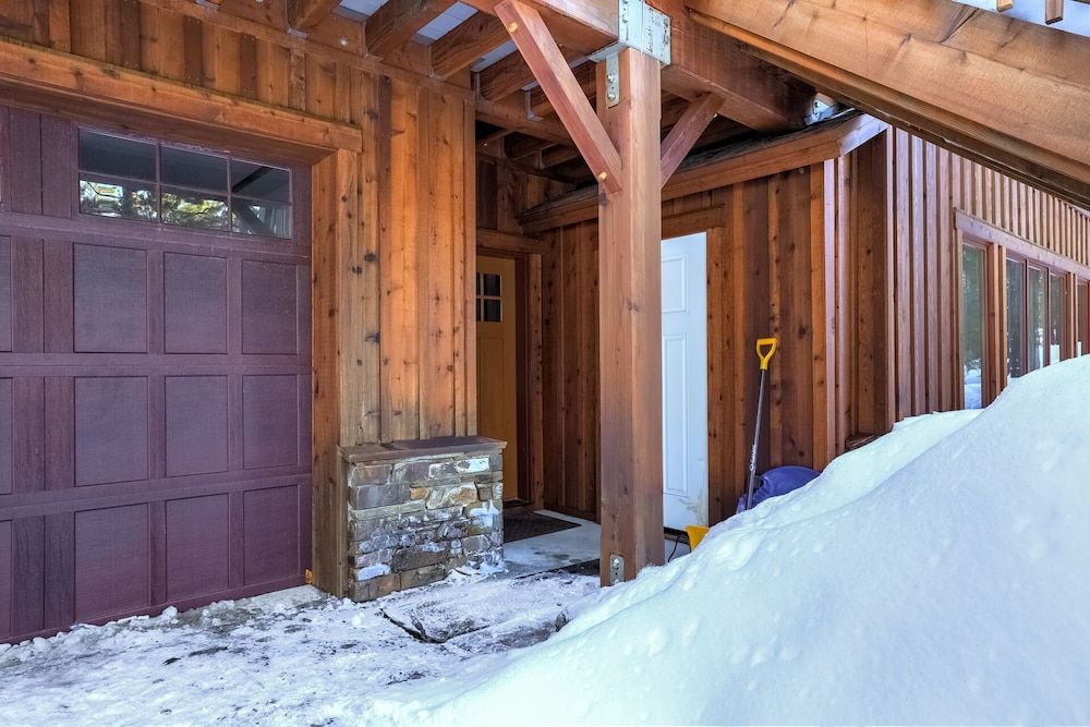 undefined Shining Shire - Sauna, Steam Shower, Very Cool! 4