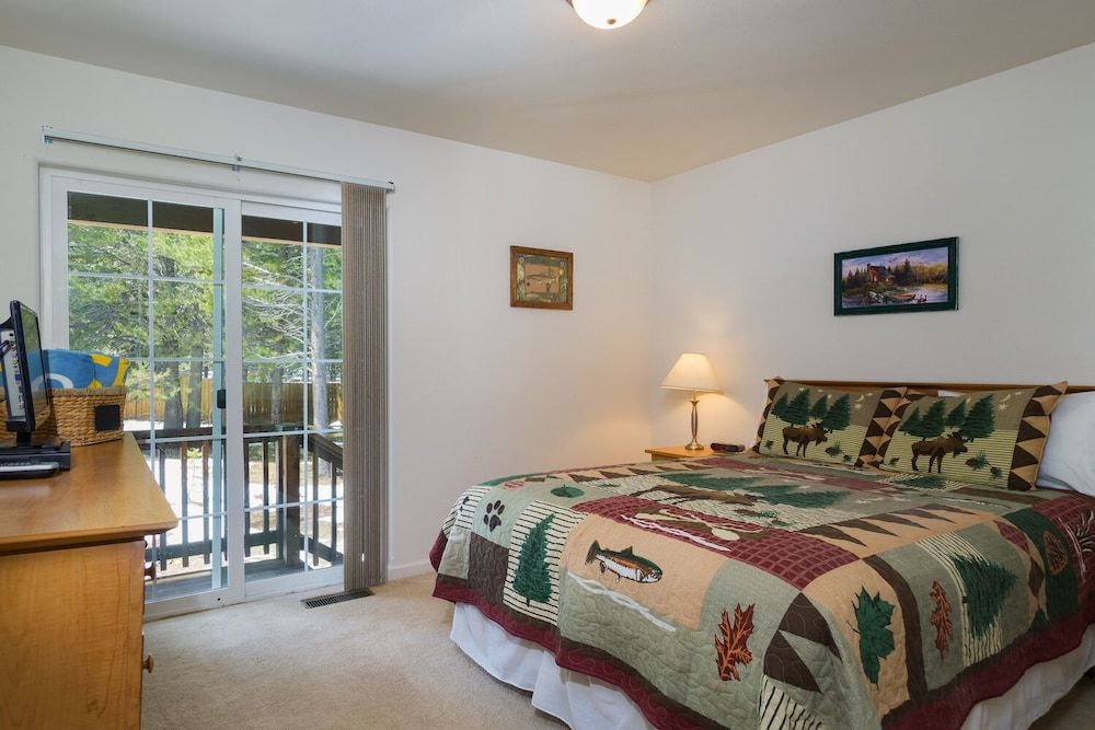 undefined Moonlight Ridge 9