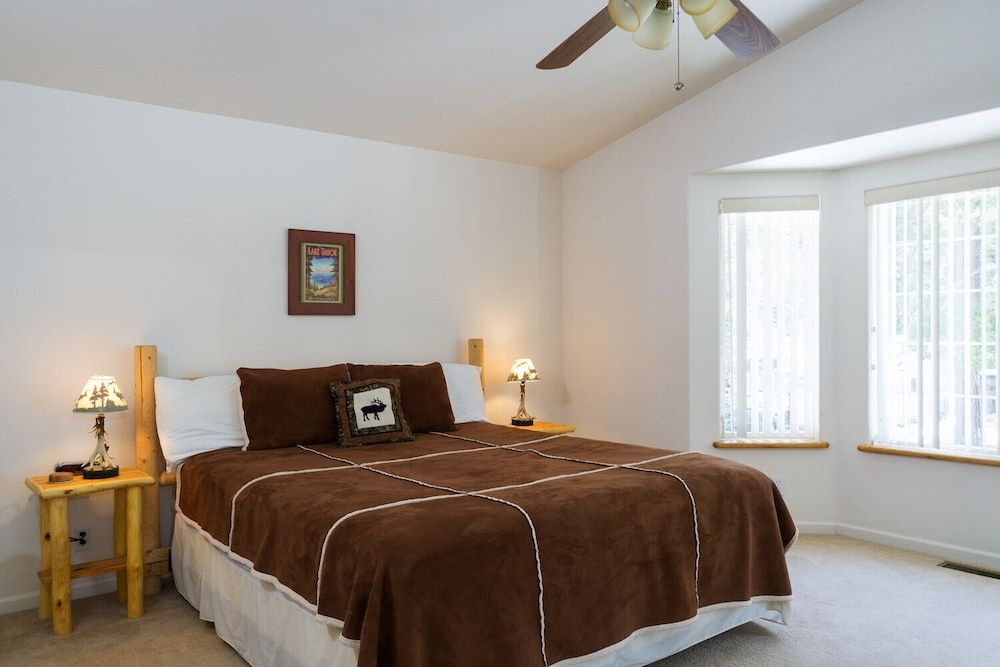 undefined Moonlight Ridge 8