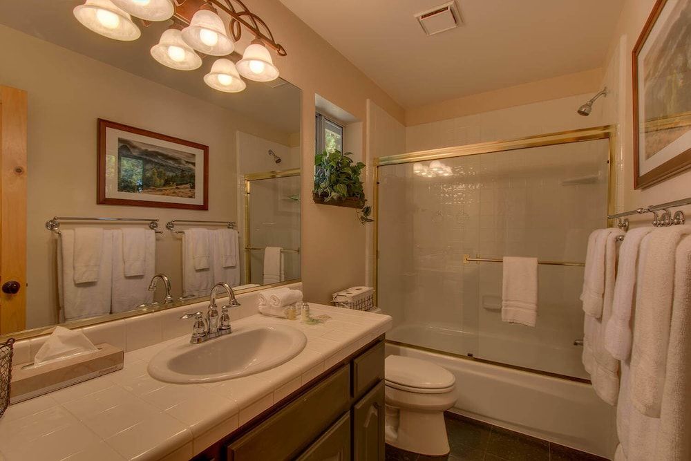 Prima Del Norte - Hot Tub, Pool Table, Arcade Game! House, Multiple Beds, Hot Tub, Mountain View (Prima Del Norte) 10