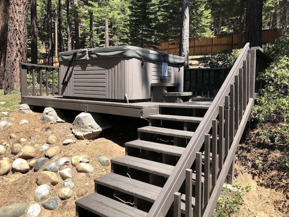 undefined Prima Del Norte - Hot Tub, Pool Table, Arcade Game! 2