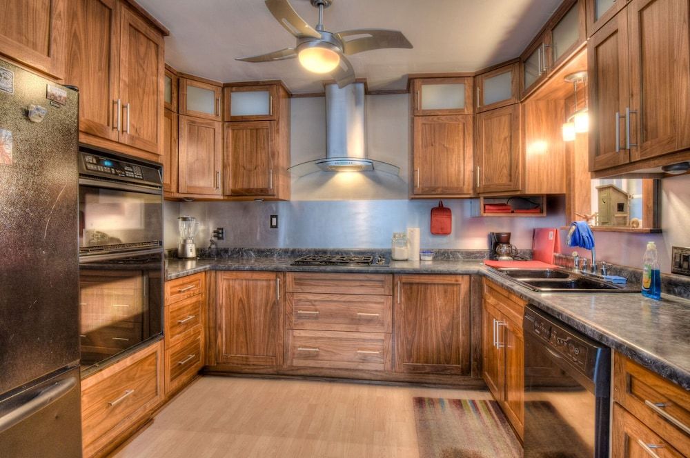 undefined Rocky Refuge 10