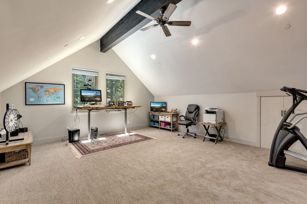 undefined Grandview Manor 7