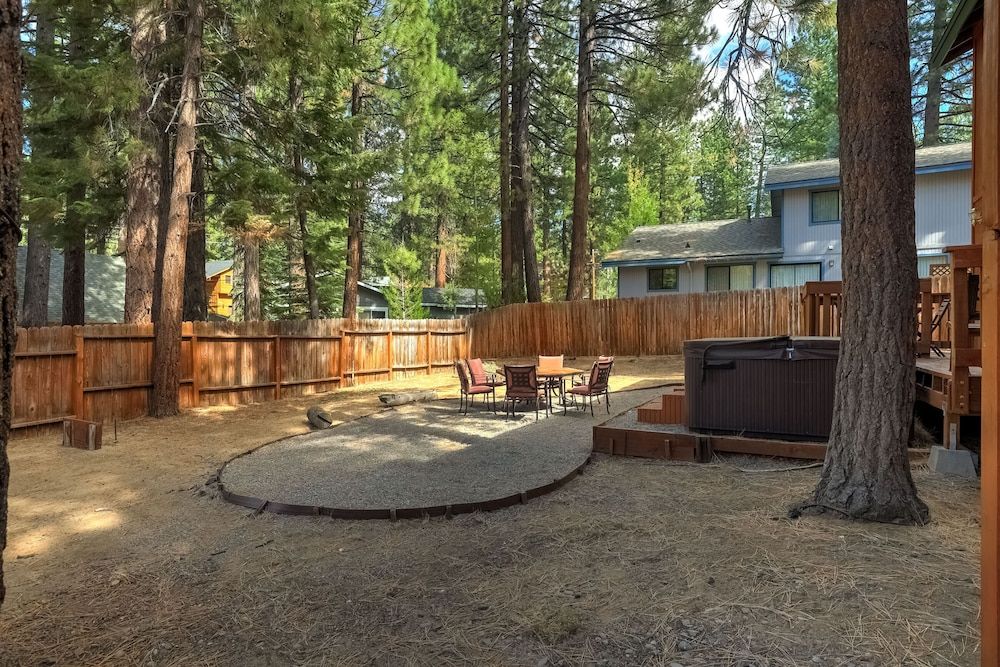 undefined Montgomery Estates Bliss - Hot Tub, Pets, Family Fun! 6