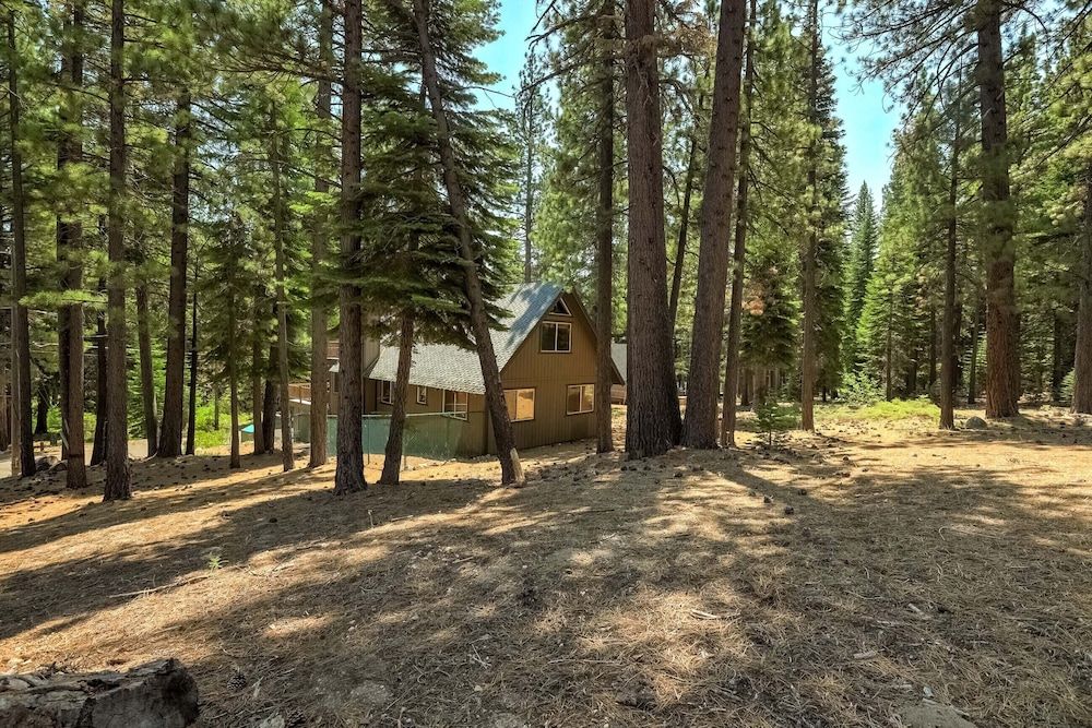 undefined Bear Pause 4BR Large Deck & Balcony 3