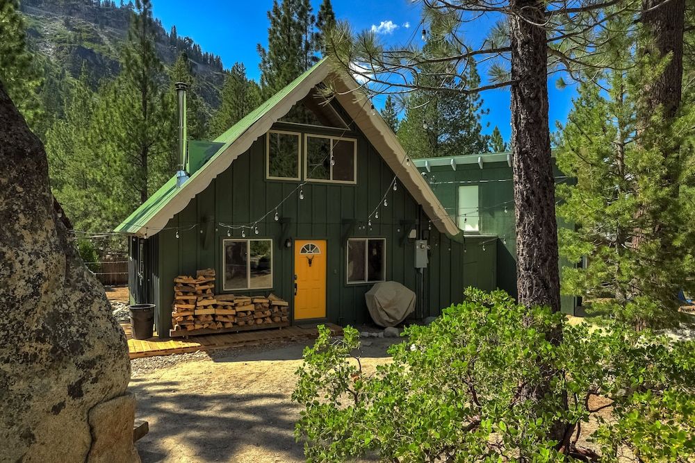 undefined Rustic Haven - Hot tub & Pet Friendly 5