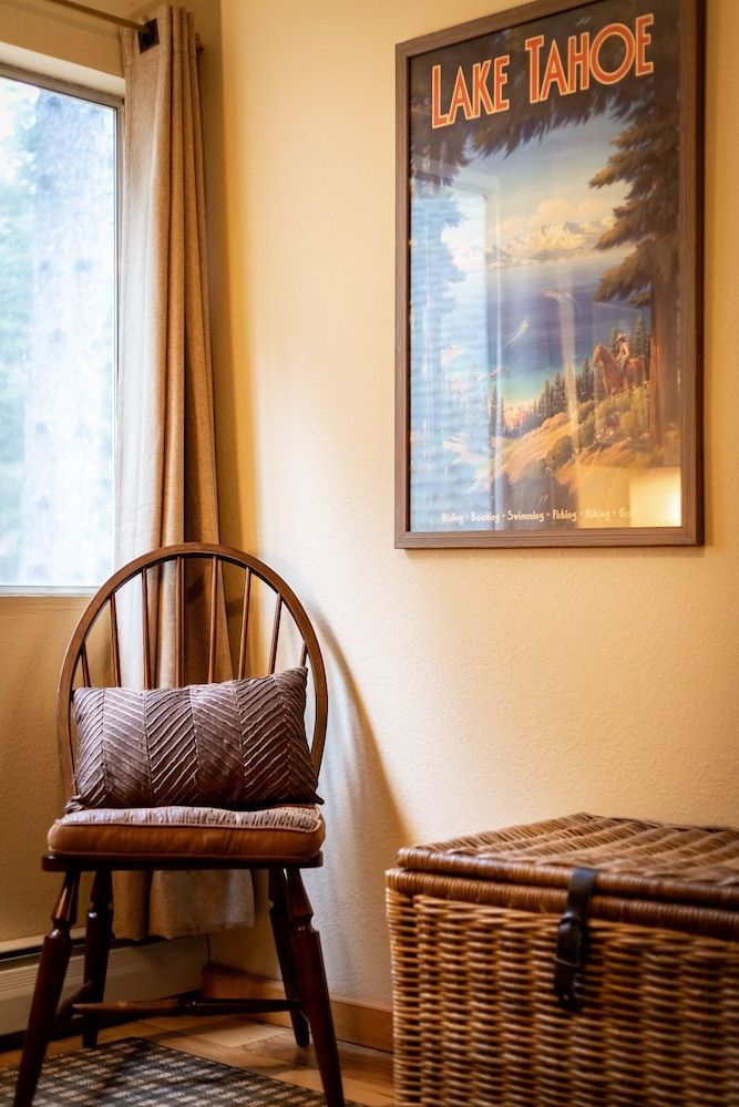 Woodland Escape - Cute Little Cabin in the Woods! House, Multiple Beds, Patio, Mountain View (Woodland Escape) 11