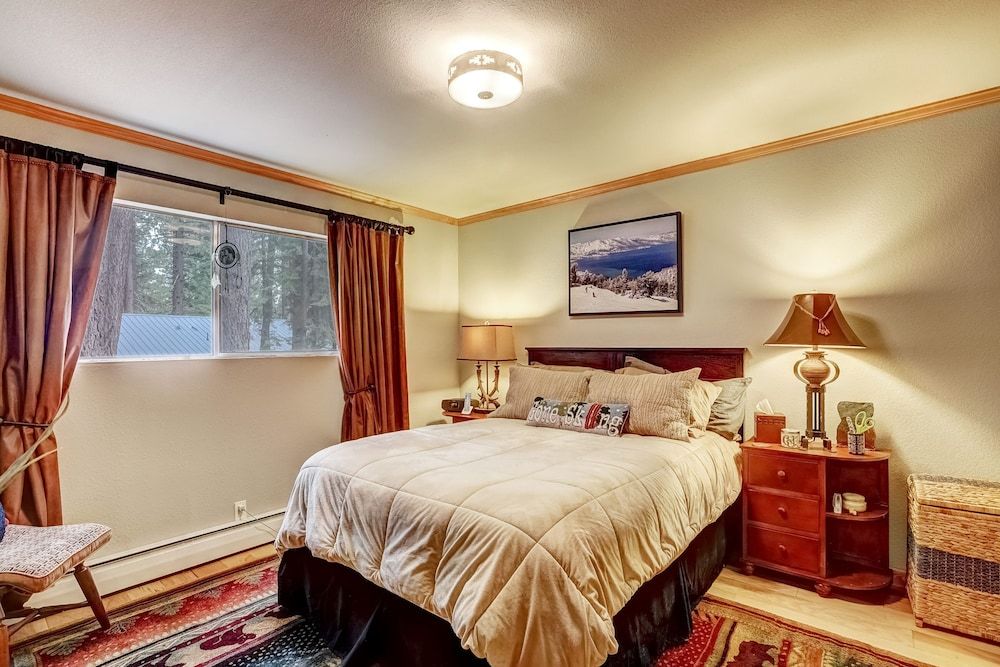 Woodland Escape - Cute Little Cabin in the Woods! House, Multiple Beds, Patio, Mountain View (Woodland Escape) 5