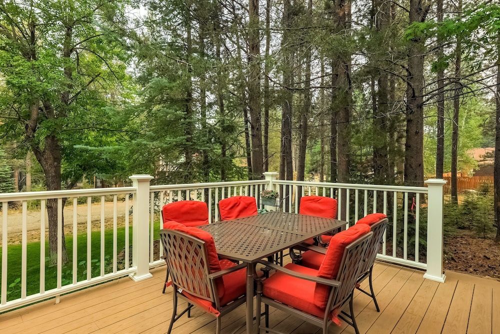 Serenity Woods - Game Room & More! House, Multiple Beds, Fireplace, Mountain View (Serenity Woods) 9