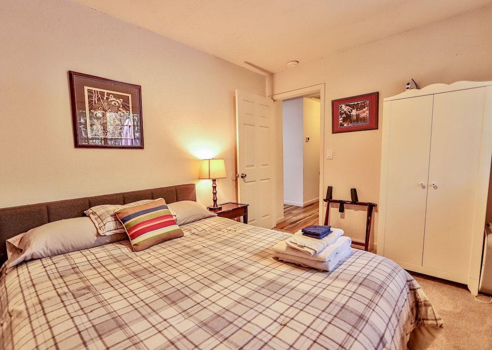 undefined Saponi Ski Chalet 8