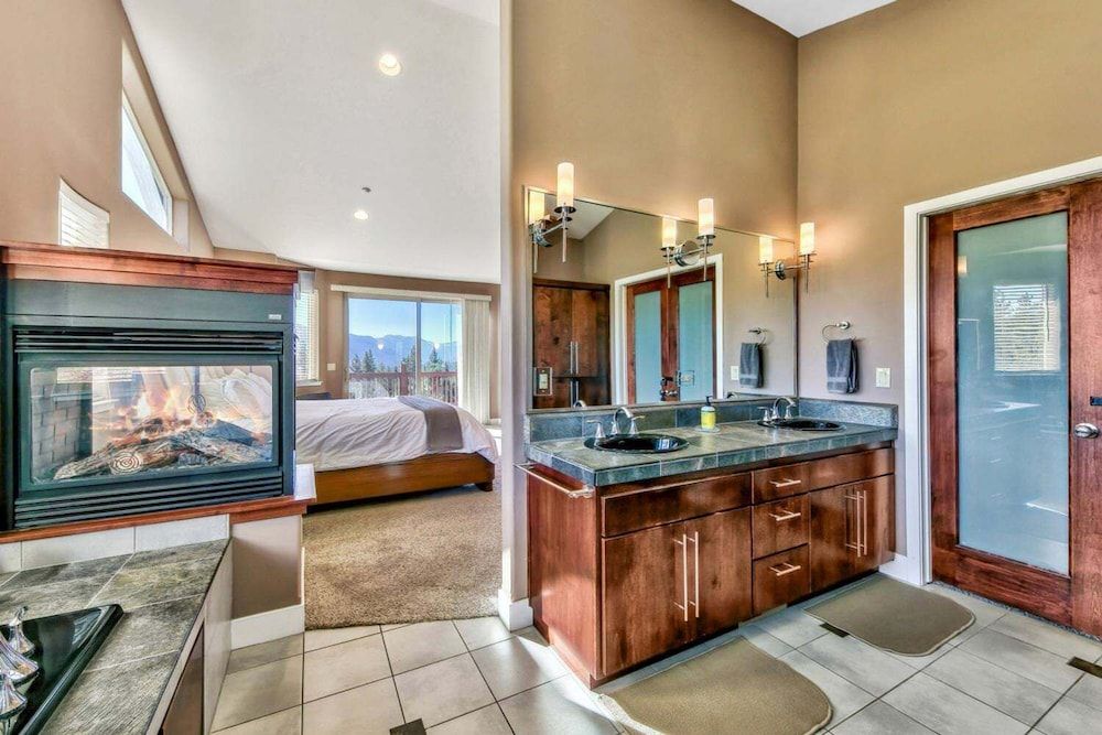 undefined Bella Vista Luxury Retreat 6