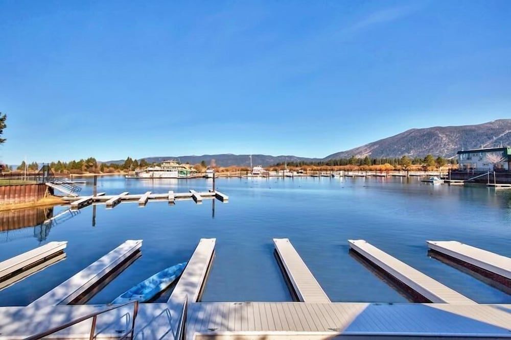 undefined Mv26: Waterfront Tahoe Keys Condo Long Term Only 9