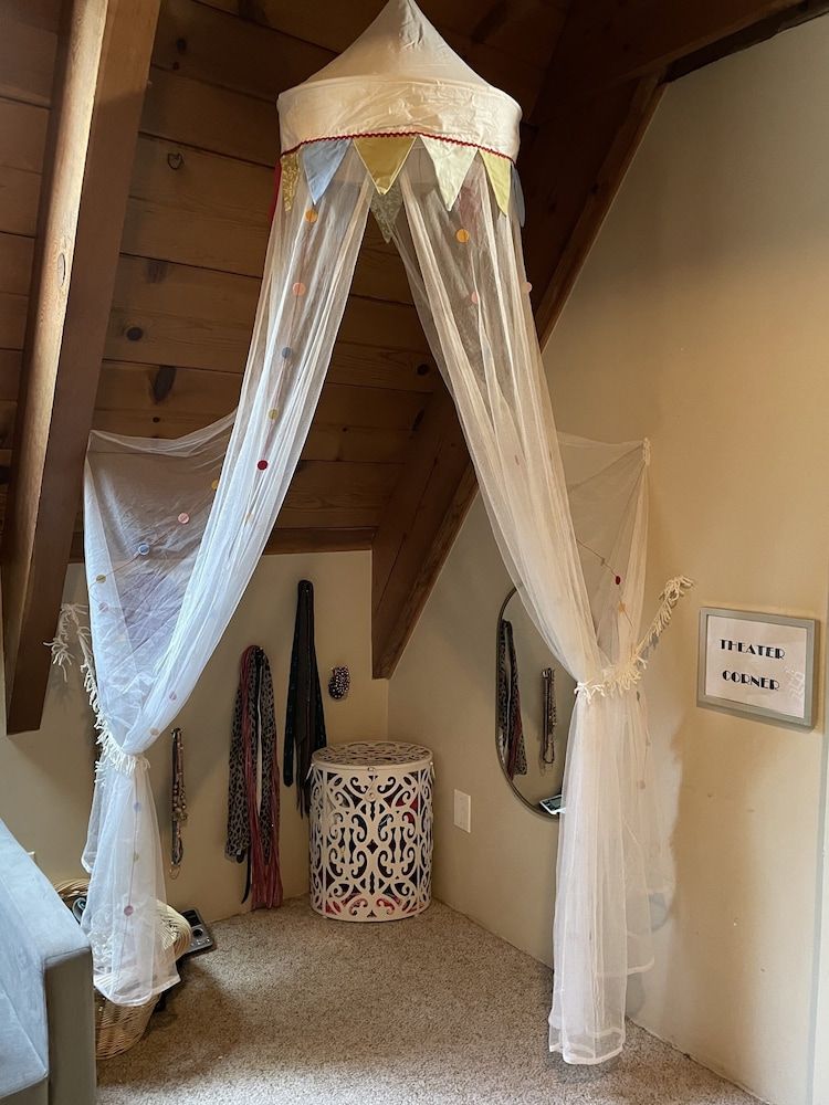 undefined Caravansary 7