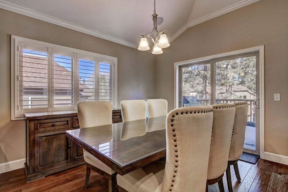 undefined Tahoe Woods Heavenly - Walk to Beach & Gondola to Heavenly Ski 6