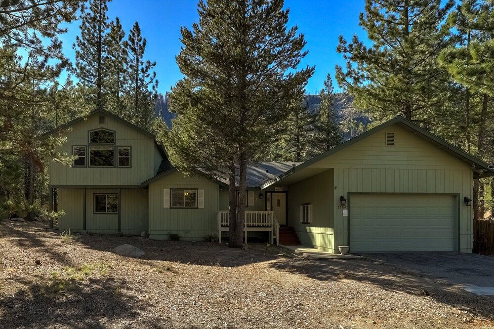 undefined Tahoe Frost - Air Conditioned 4 Bedroom Tahoe Home 2