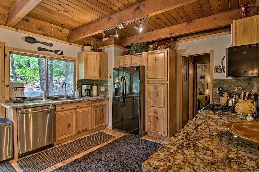 undefined Private Tahoe Mtn Cabin Backing to the Forest! 10