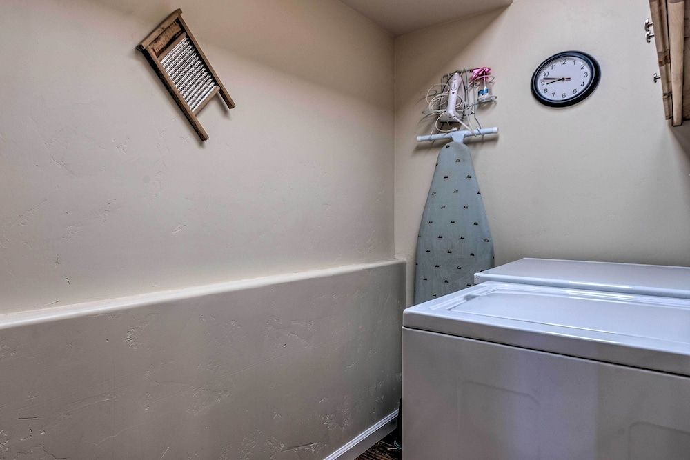 undefined South Lake Tahoe Retreat w/ Mountain-view Deck 8