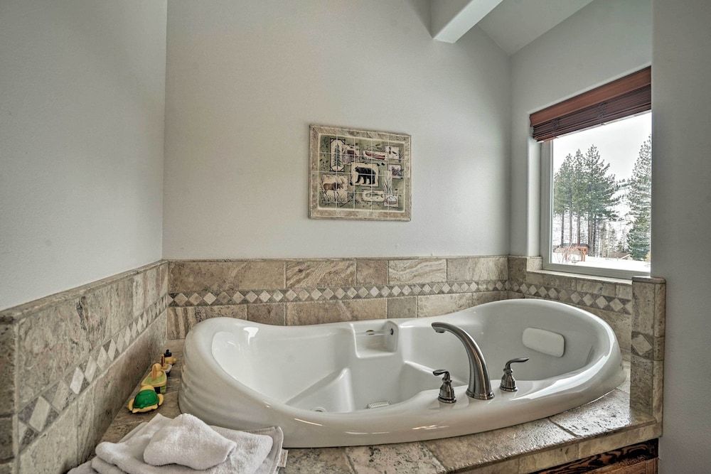 undefined South Lake Tahoe Retreat 9 Mi to Heavenly Mountain 5