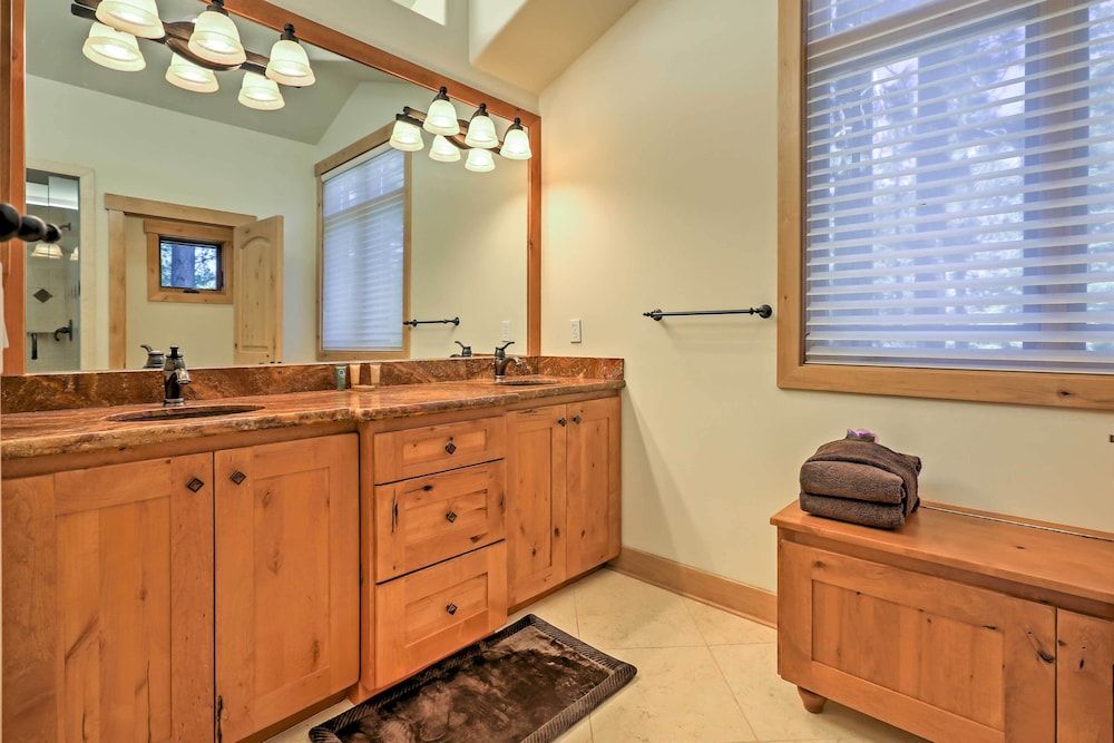 undefined Lake Tahoe Home w/ Forest Views: Ski At Heavenly! 8