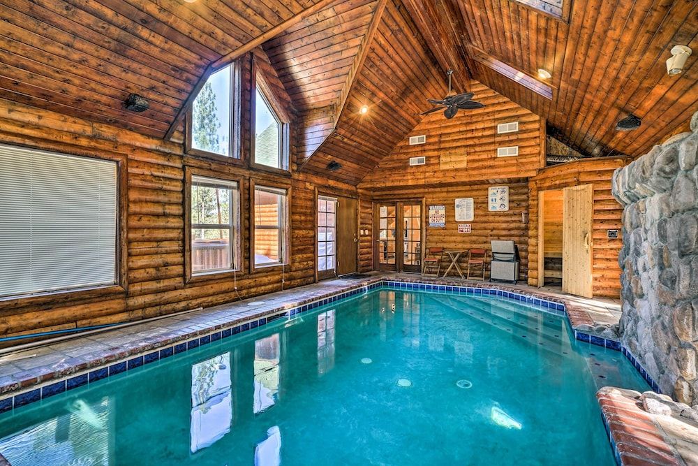 undefined South Lake Tahoe Vacation Rental w/ Indoor Pool 7