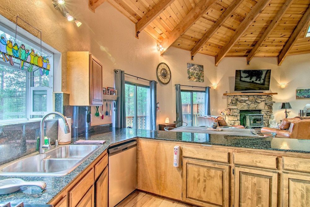 undefined 'zen Forest Mountain Retreat' Tahoe Home W/hot Tub 5