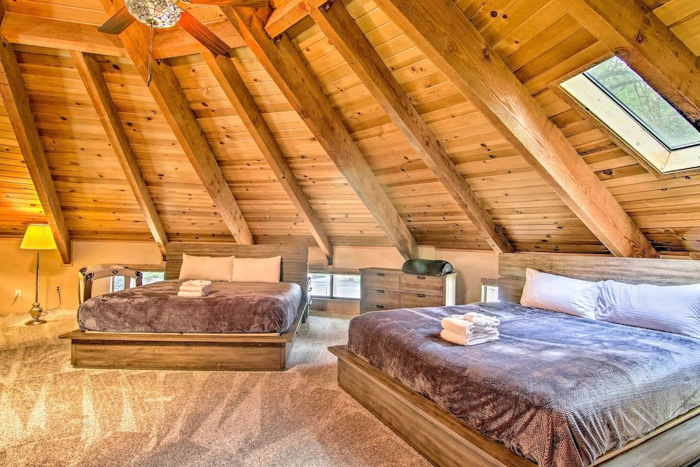 undefined 'zen Forest Mountain Retreat' Tahoe Home W/hot Tub 4