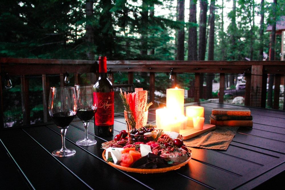 undefined Cherry Hills Cabin - Sleeps 6, No Pets, Family Fun! 7