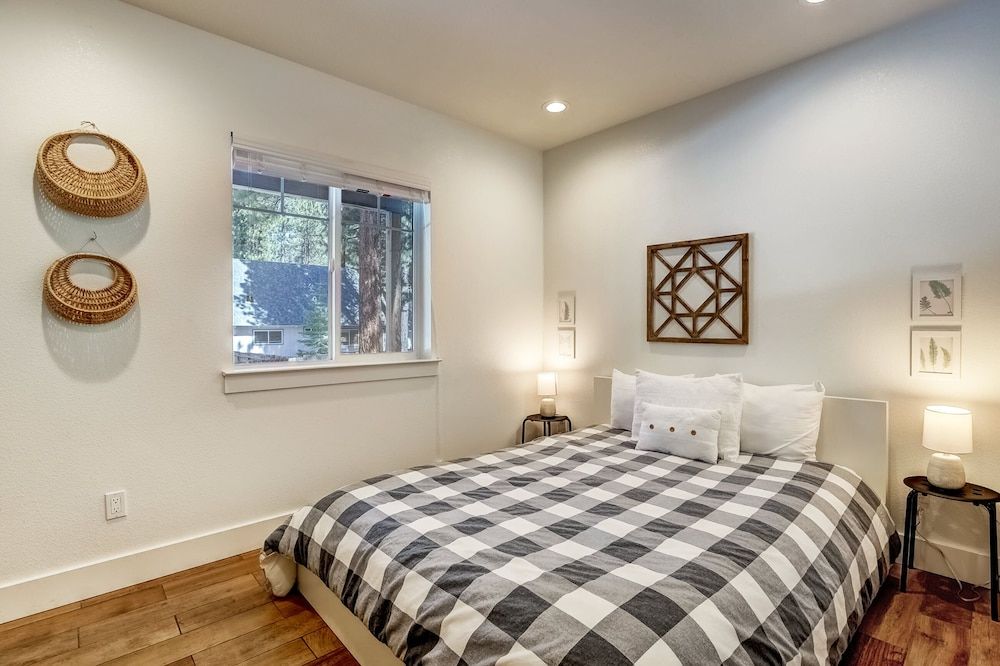 undefined Amachen Cabin - Pet & Family Friendly - Woof Woof! 7