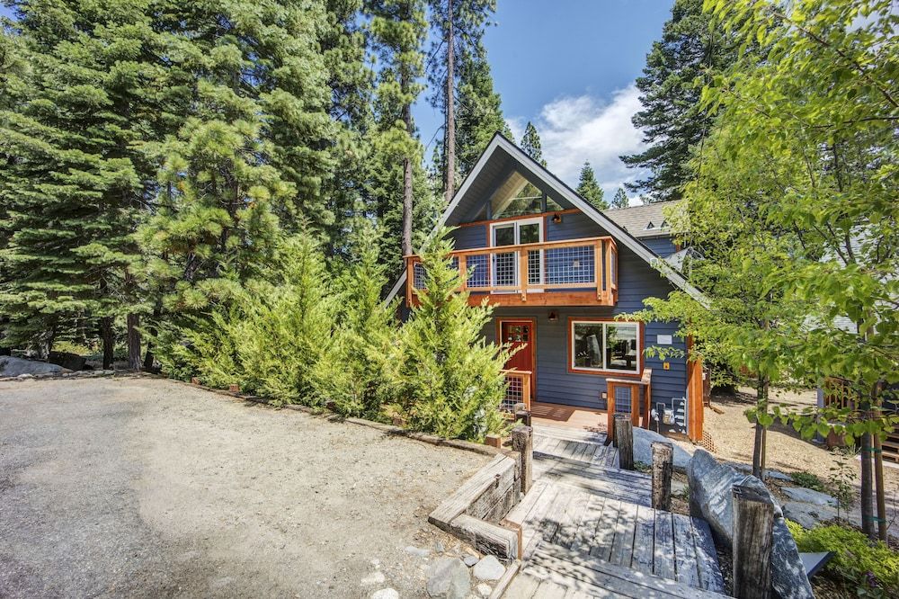 undefined Serene Tahoe Cabin 6