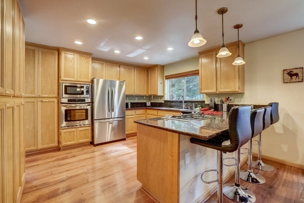 Sutter Trail Sparkles - Air Conditioned Large Family Home! House, Multiple Beds, Patio, Mountain View (Sutter Trail Sparkles) 10