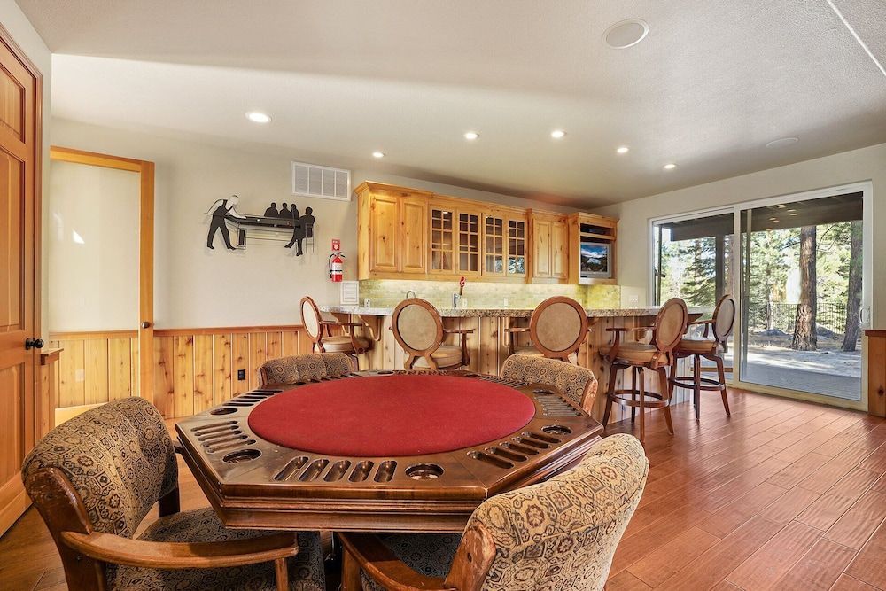 undefined The Lodge on Oaxaco - Epic Man Cave / Billiard Room 5