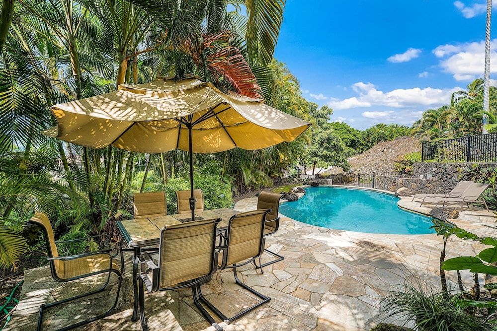 undefined Ono Hale 8