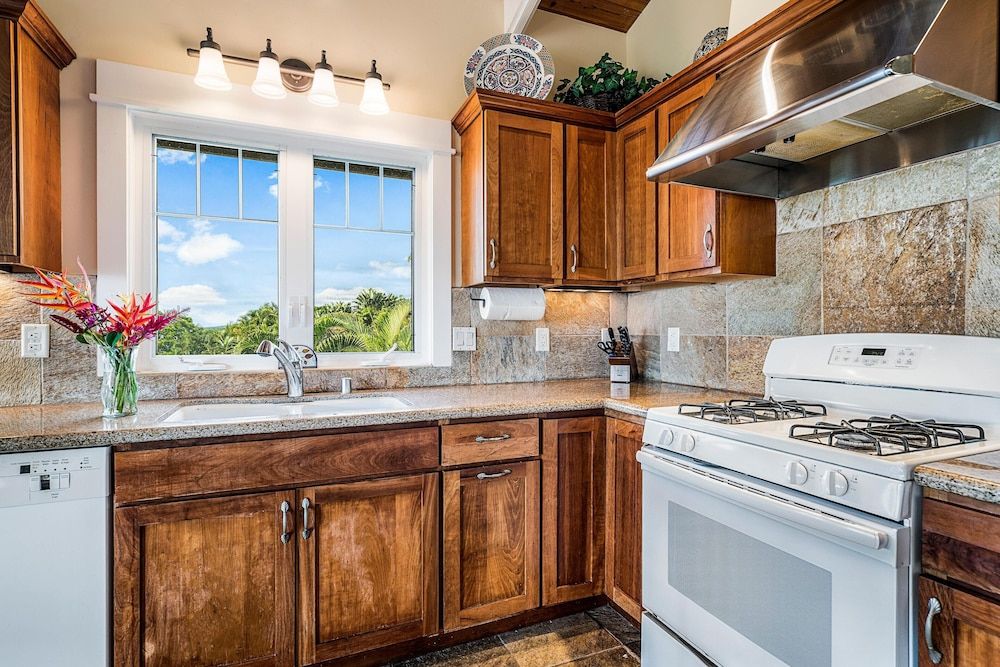 Ono Hale House, Multiple Beds (Ono Hale) 9